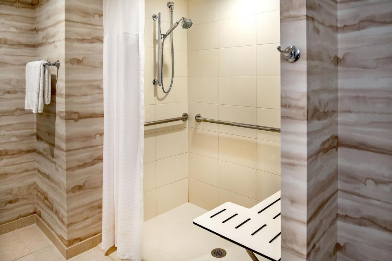 Готель Peoria Marriott Pere Marquette Екстер'єр фото