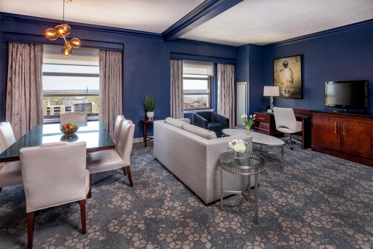 Готель Peoria Marriott Pere Marquette Екстер'єр фото