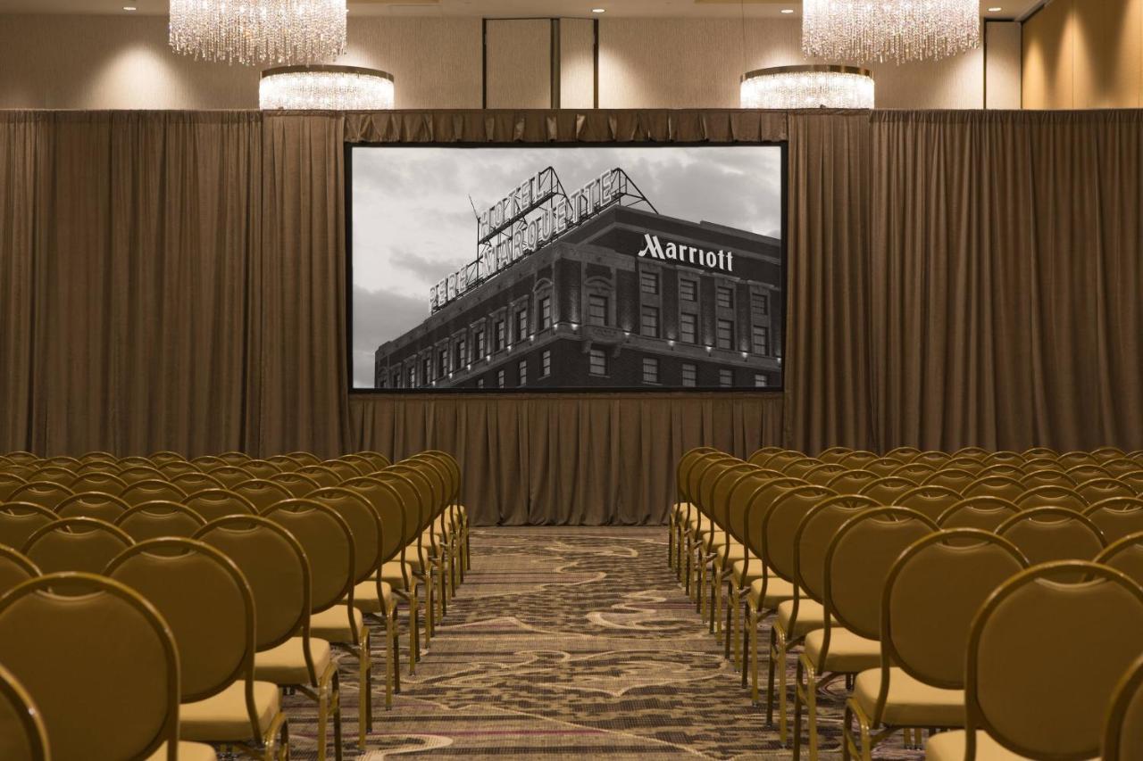 Готель Peoria Marriott Pere Marquette Екстер'єр фото