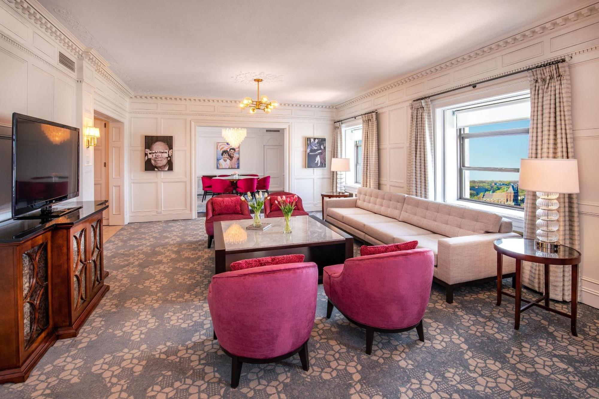 Готель Peoria Marriott Pere Marquette Екстер'єр фото