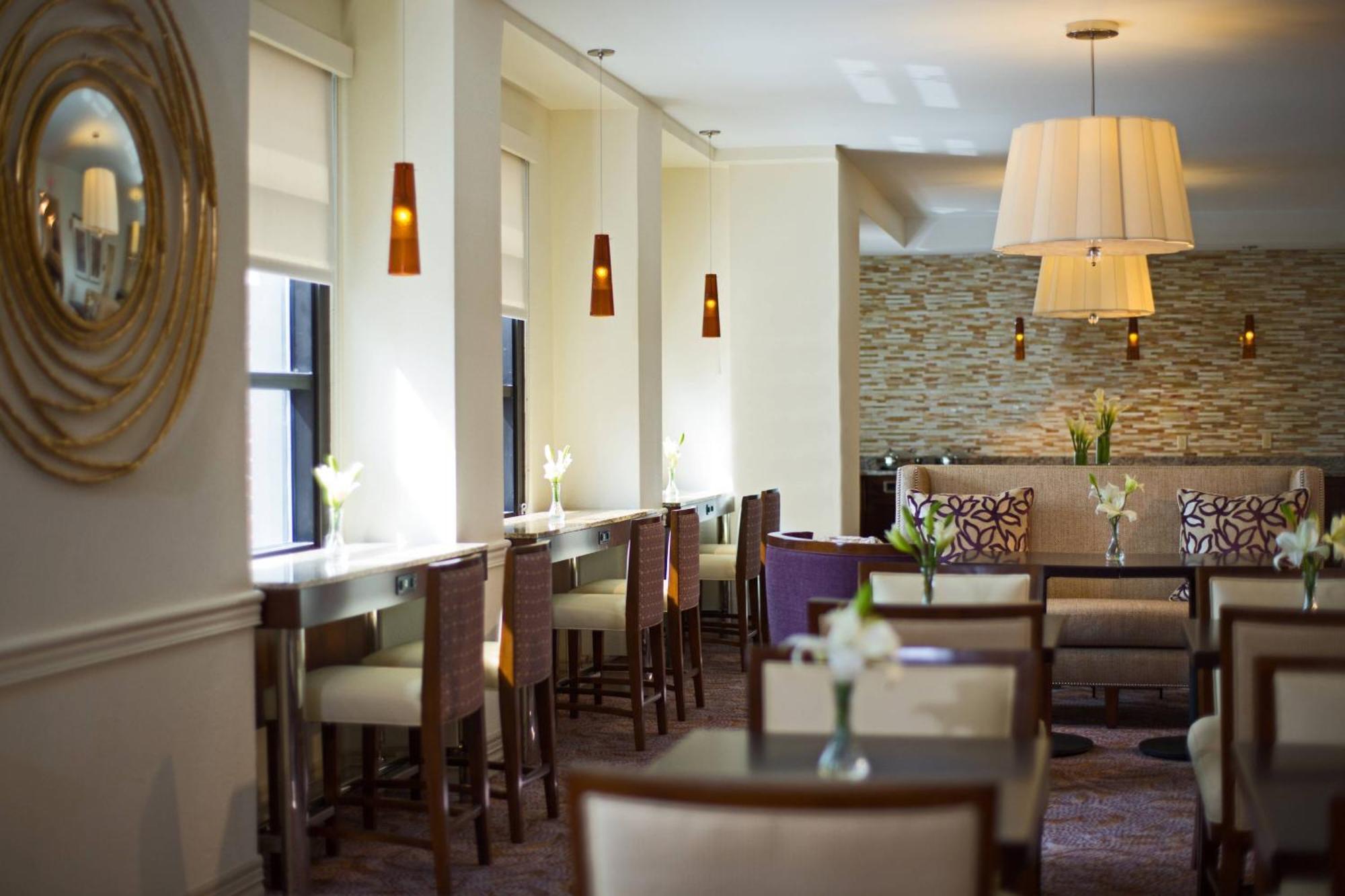 Готель Peoria Marriott Pere Marquette Екстер'єр фото