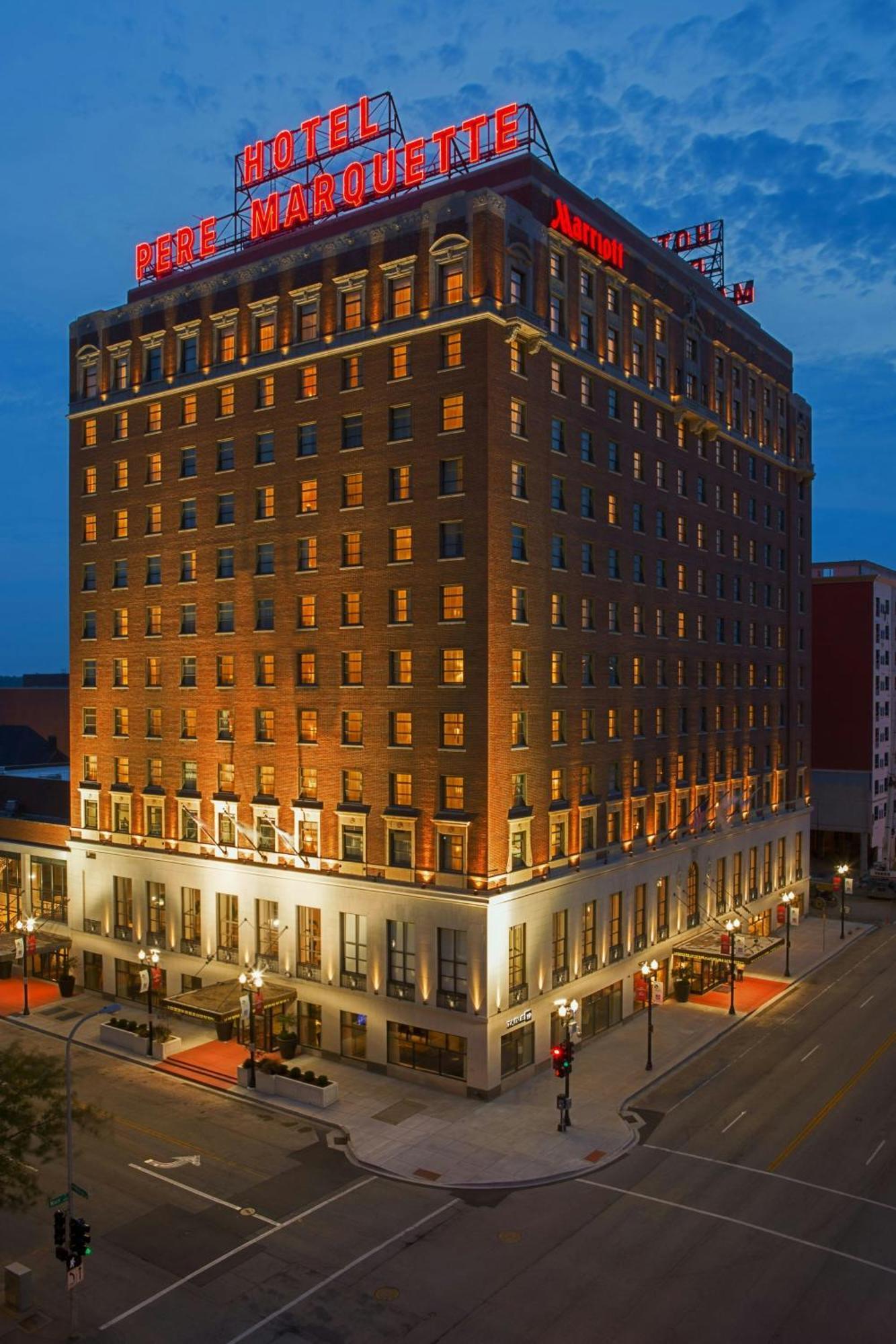 Готель Peoria Marriott Pere Marquette Екстер'єр фото