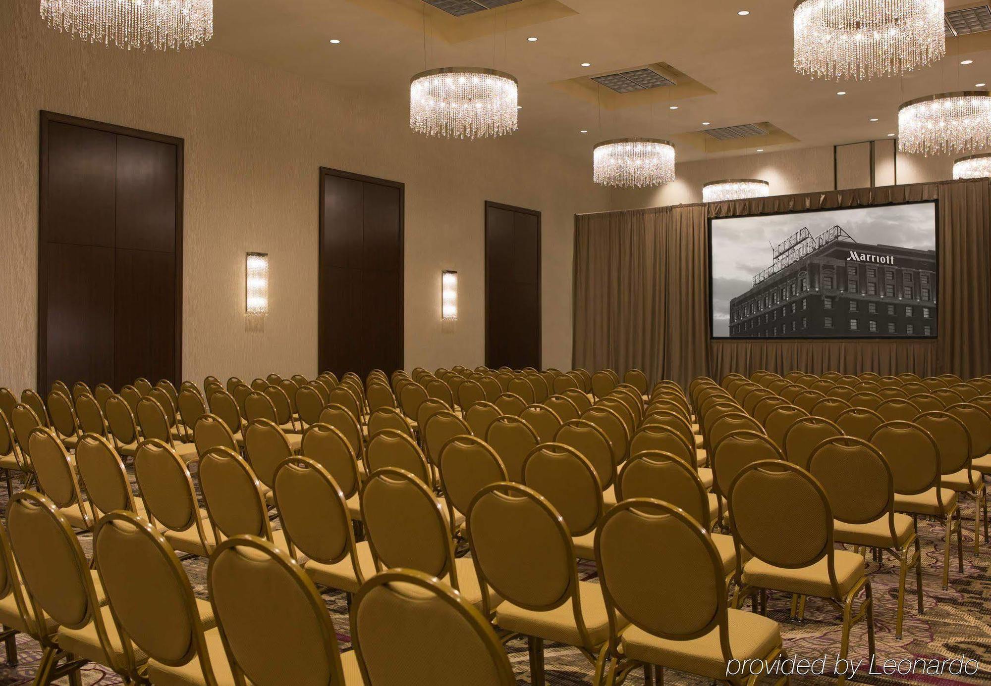Готель Peoria Marriott Pere Marquette Екстер'єр фото