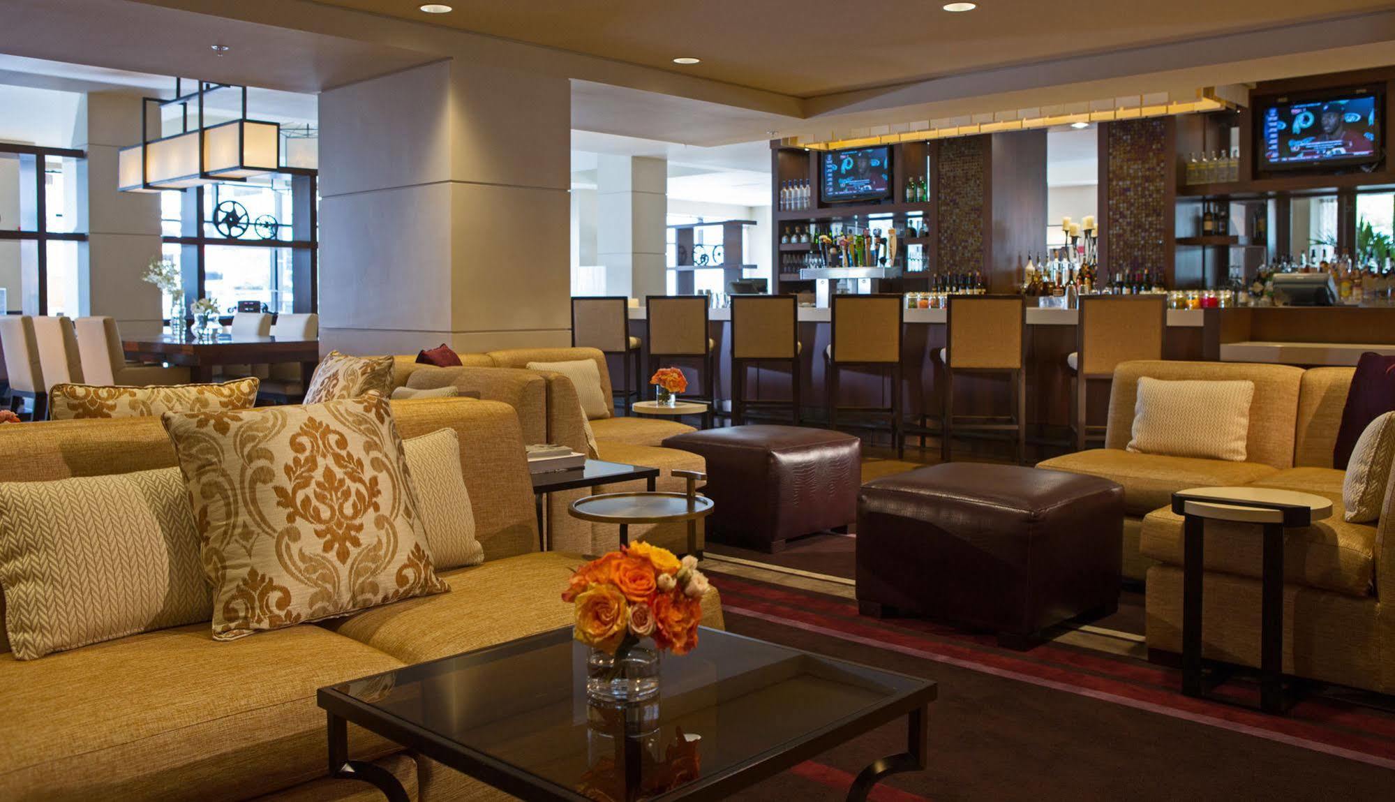 Готель Peoria Marriott Pere Marquette Екстер'єр фото